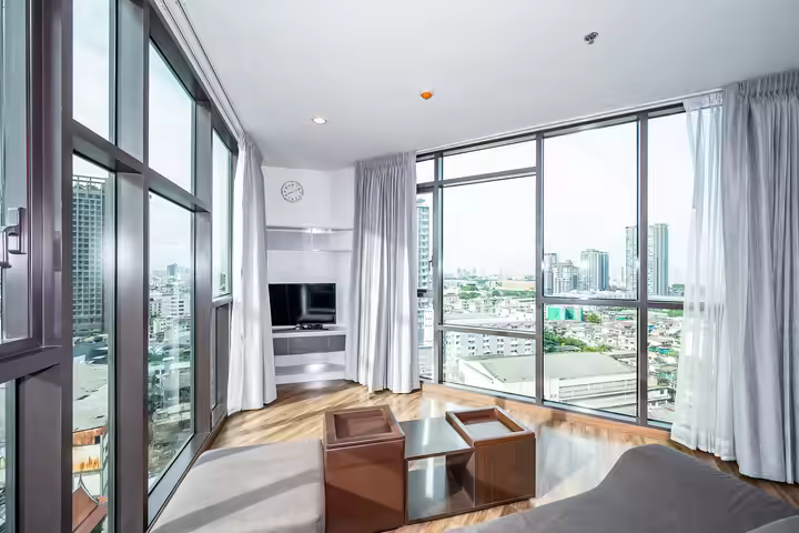 Condo near BTS PhraKhanong full function