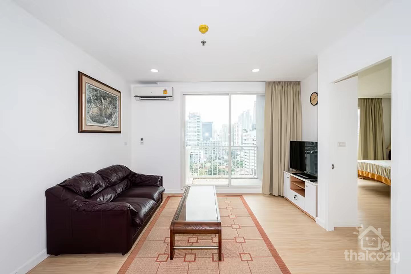 Condo near Japanese restaurants photo 1