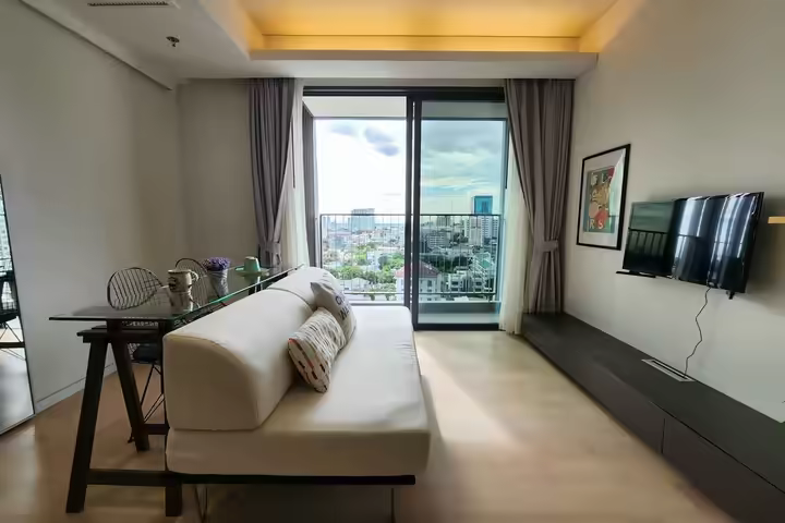 Luxury condo with vertical garden