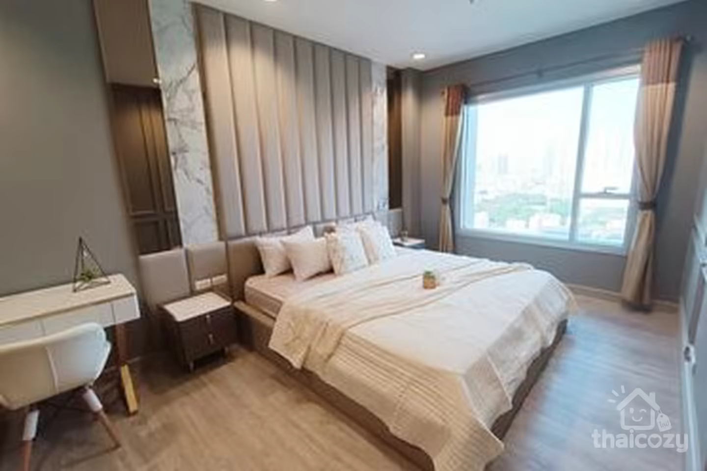 INTRO Phaholyothin-Pradipat, Condo near BTS Saphan Kwai photo 2