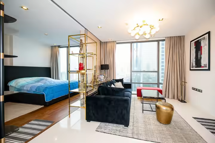 The Bangkok Sathorn, Perfectly located on Sathorn Road and near BTS Surasak
