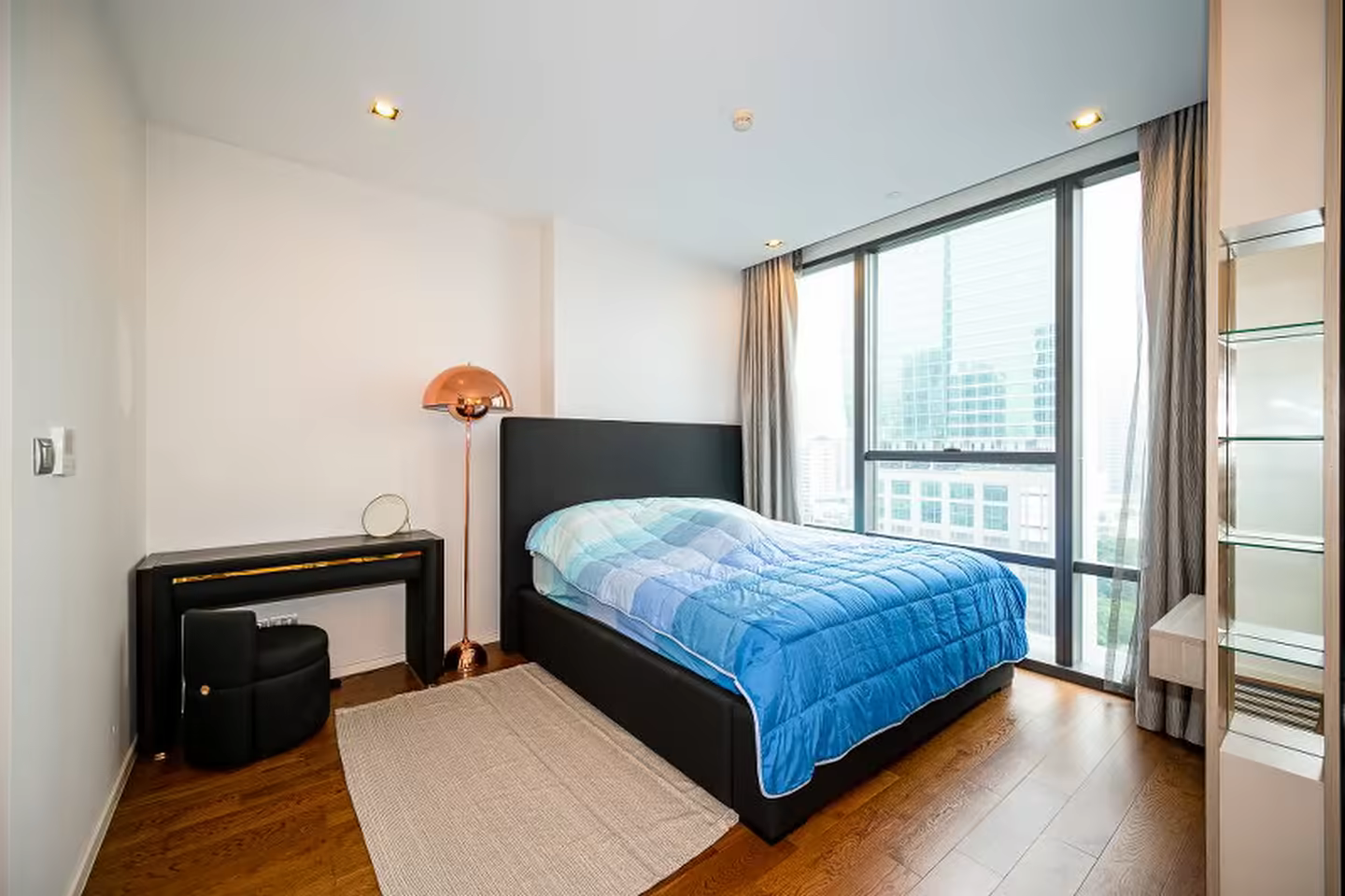 The Bangkok Sathorn, Perfectly located on Sathorn Road and near BTS Surasak photo 2