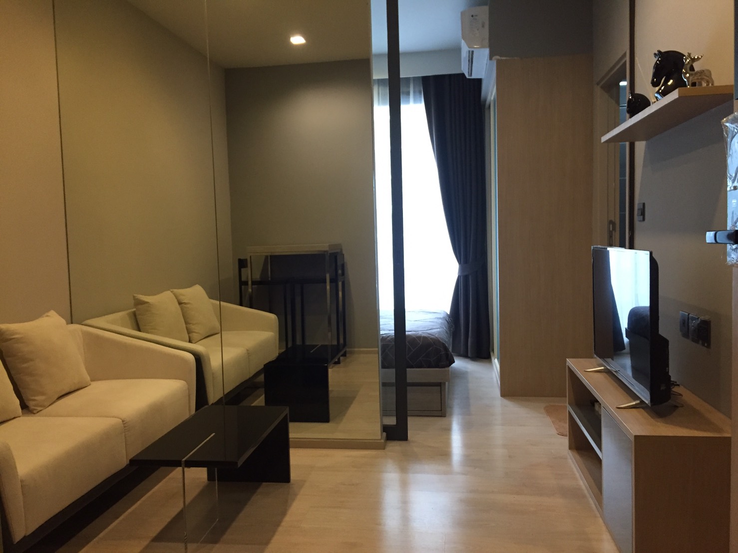 Located on Soi Ekkamai 12 and just 1.2 km away from BTS Ekkamai station photo 1