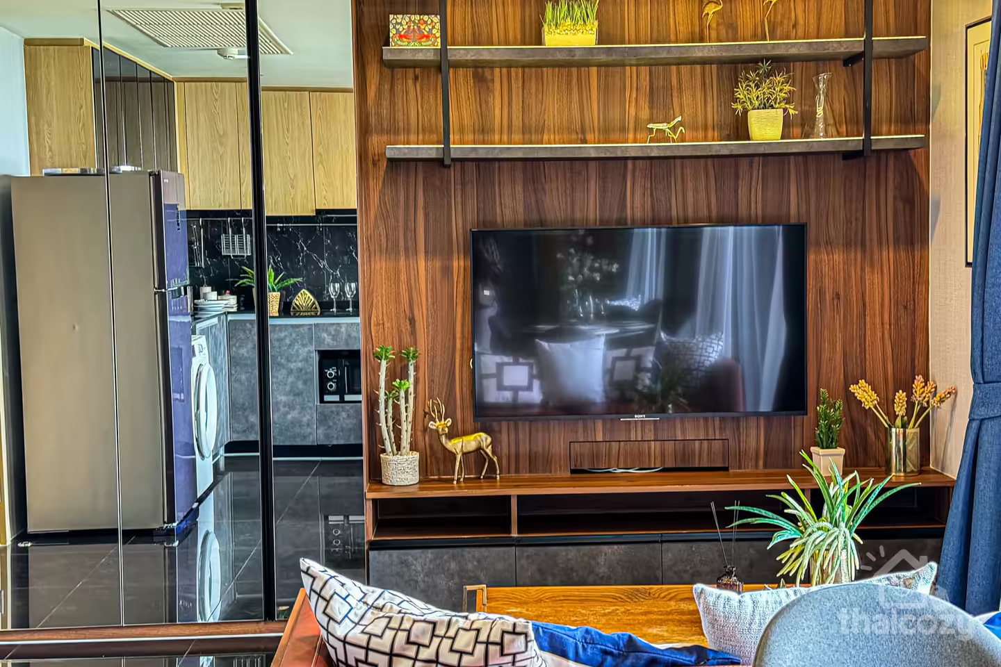 The line Jatujak-Mochit  ,Modern interior design, near BTS and MRT photo 2