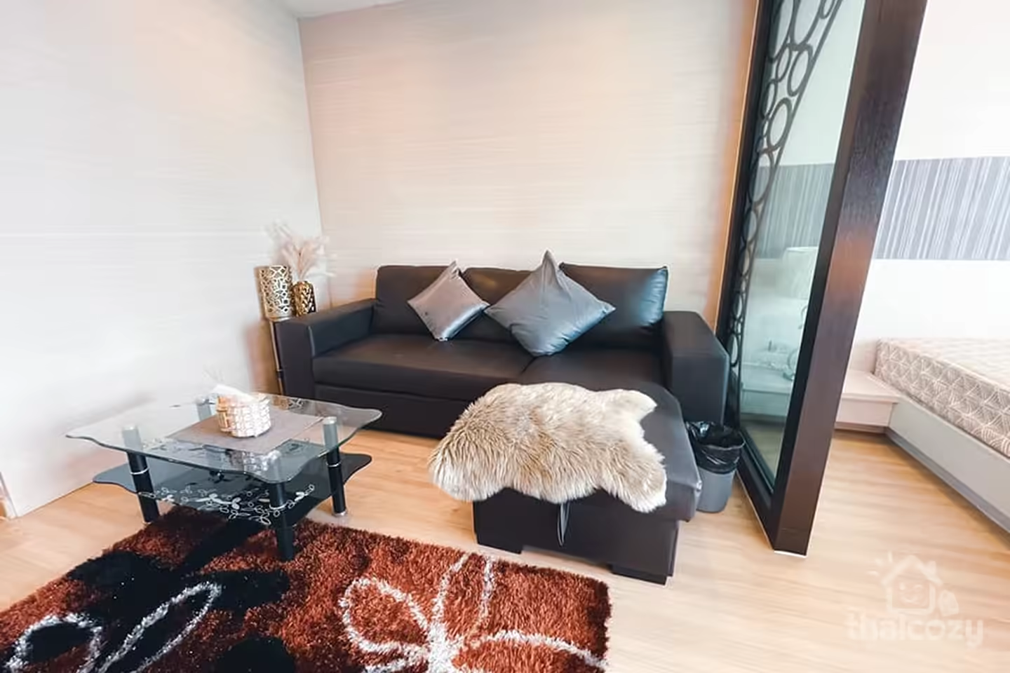 Luxury condo near BTS Phra Kanong, shops photo 1