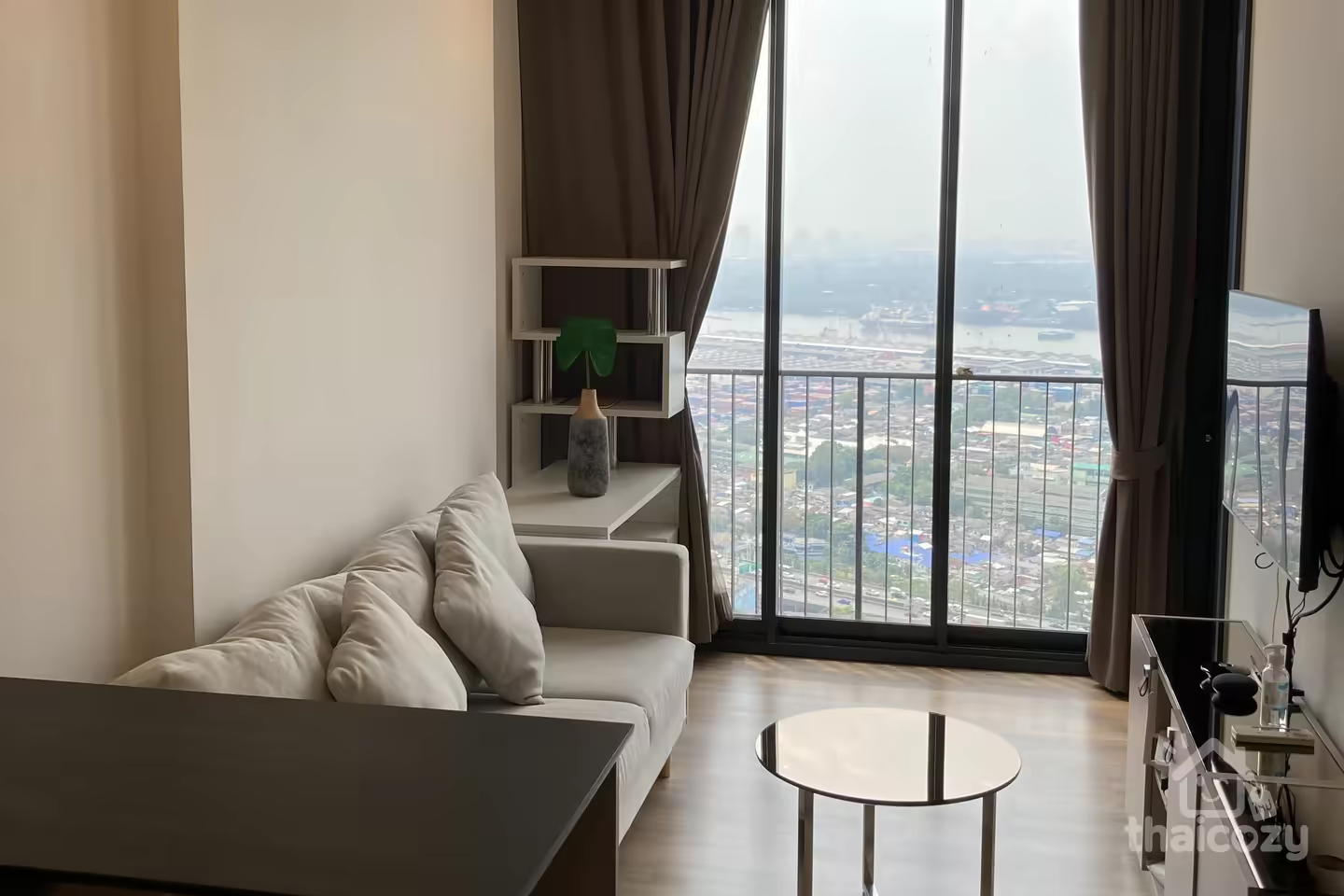 Well-arranged one bedroom and one bathroom in oka HAUS, developed by Sansiri photo 1