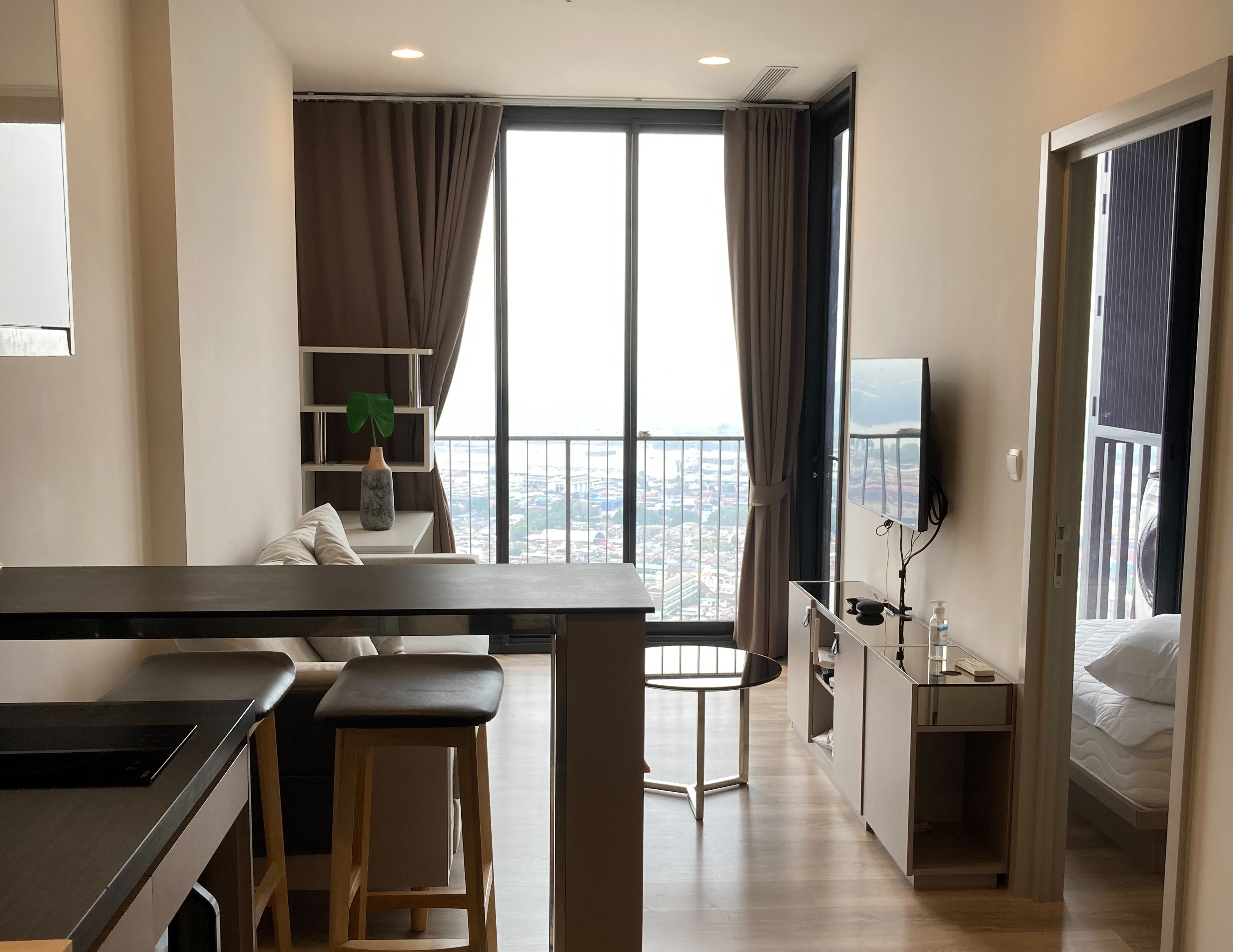 Well-arranged one bedroom and one bathroom in oka HAUS, developed by Sansiri photo 2
