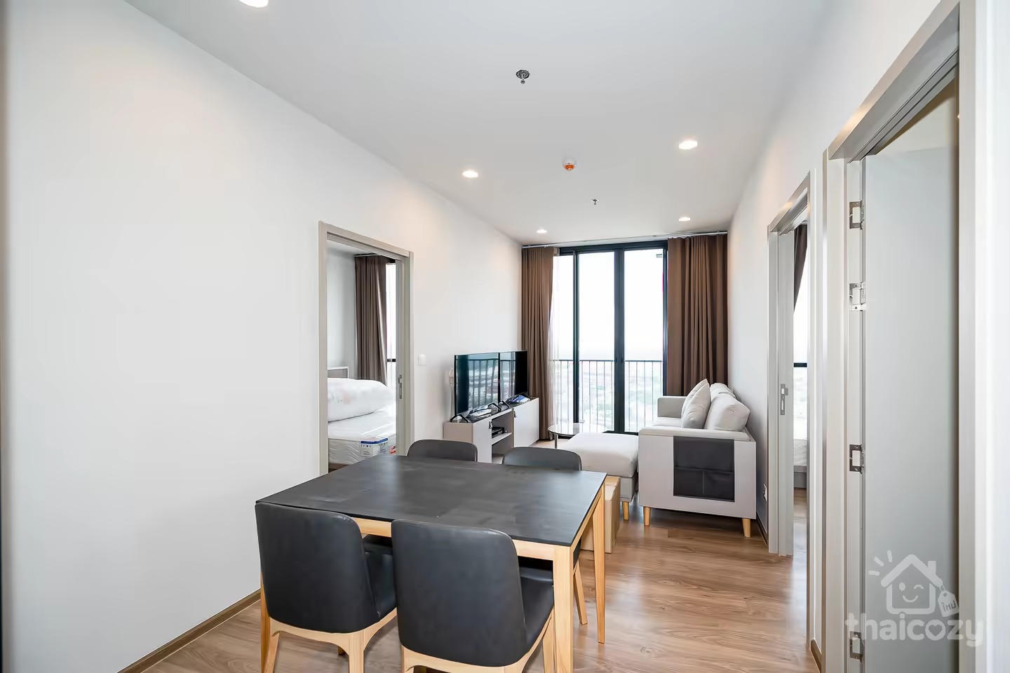 Located at the epicenter of a great communication network and a plenitude of lifestyle areas photo 1