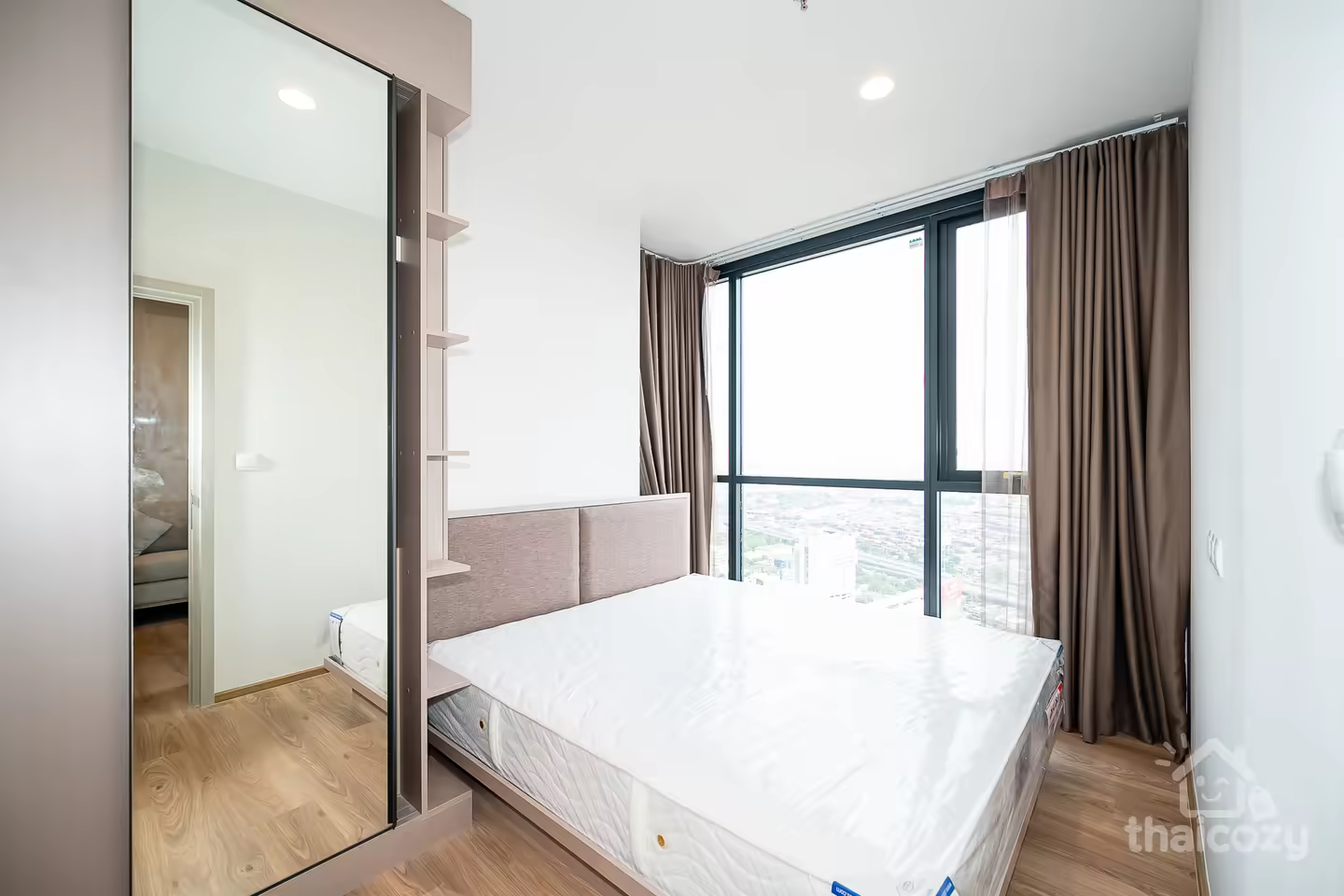 Located at the epicenter of a great communication network and a plenitude of lifestyle areas. photo 2