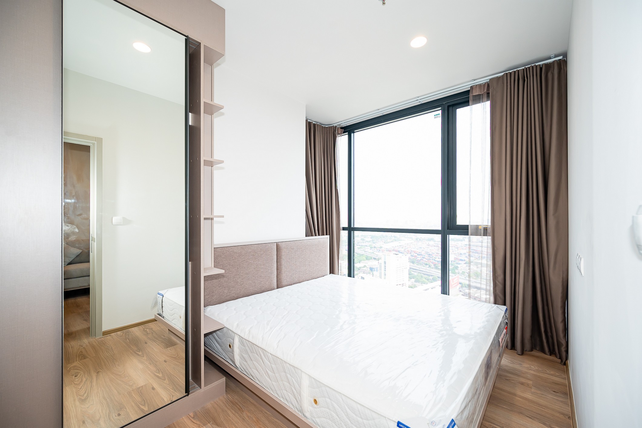 Located at the epicenter of a great communication network and a plenitude of lifestyle areas. photo 2
