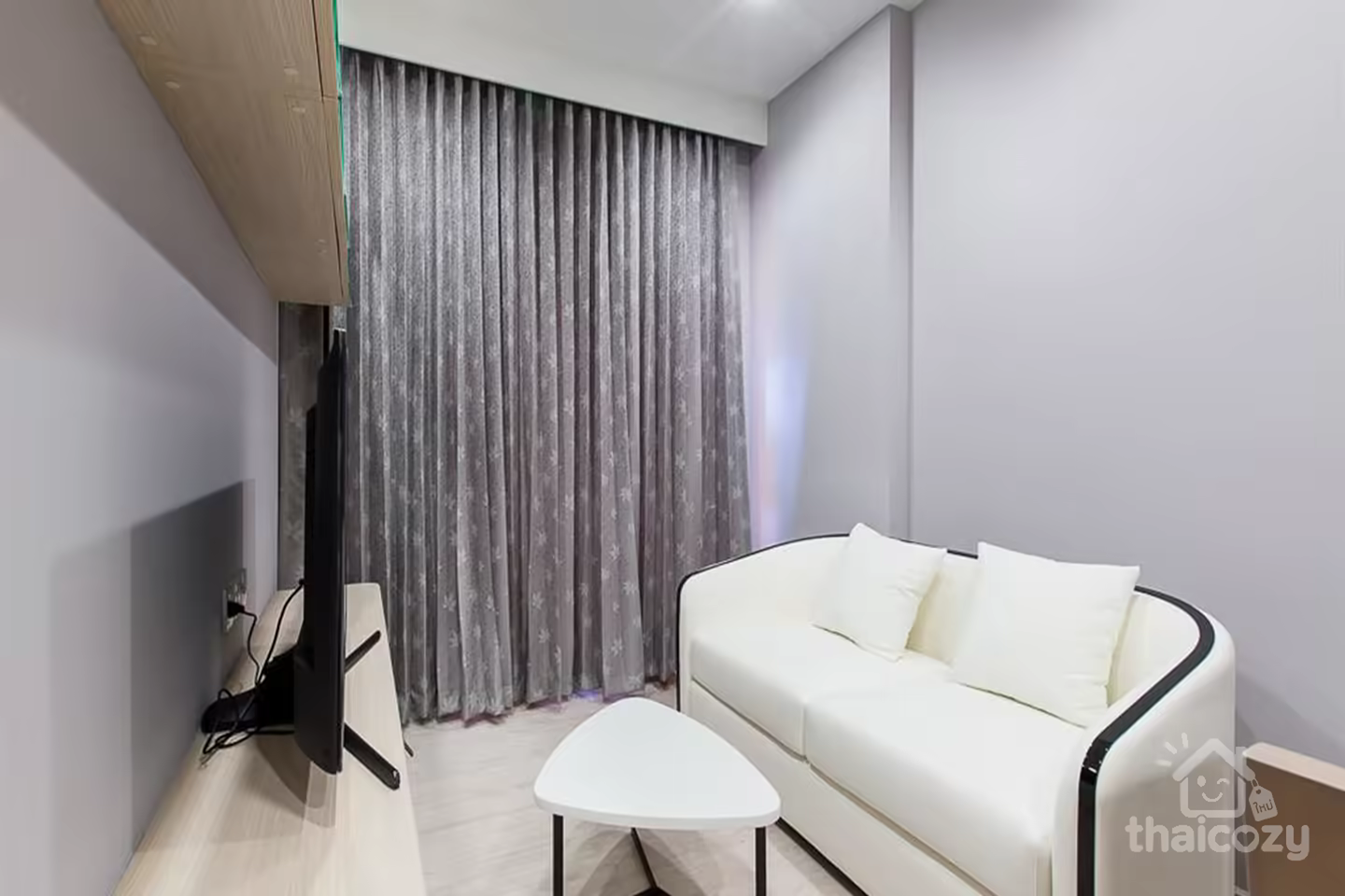 M Thonglor 10 is a modern high-rise condominium has 22 storey photo 2