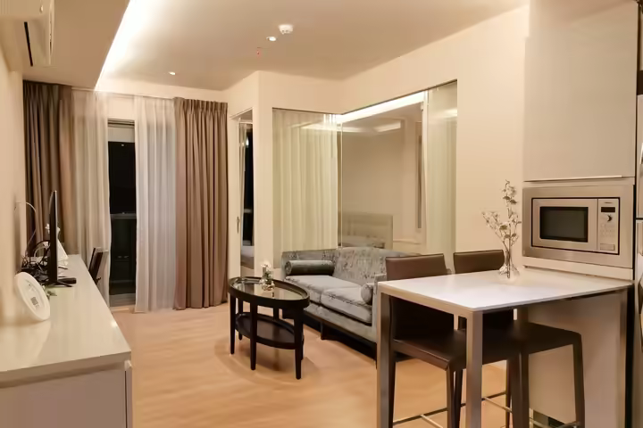 ull facility condo, no block view