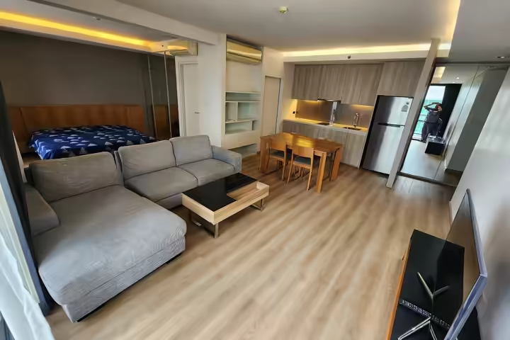 Beautiful Condominium near BTS Ekkamai.