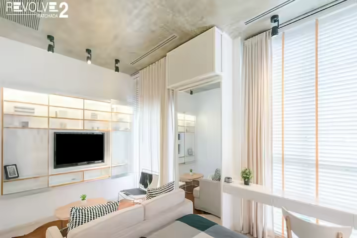 Noble Revolve Ratchada Condo près du MRT