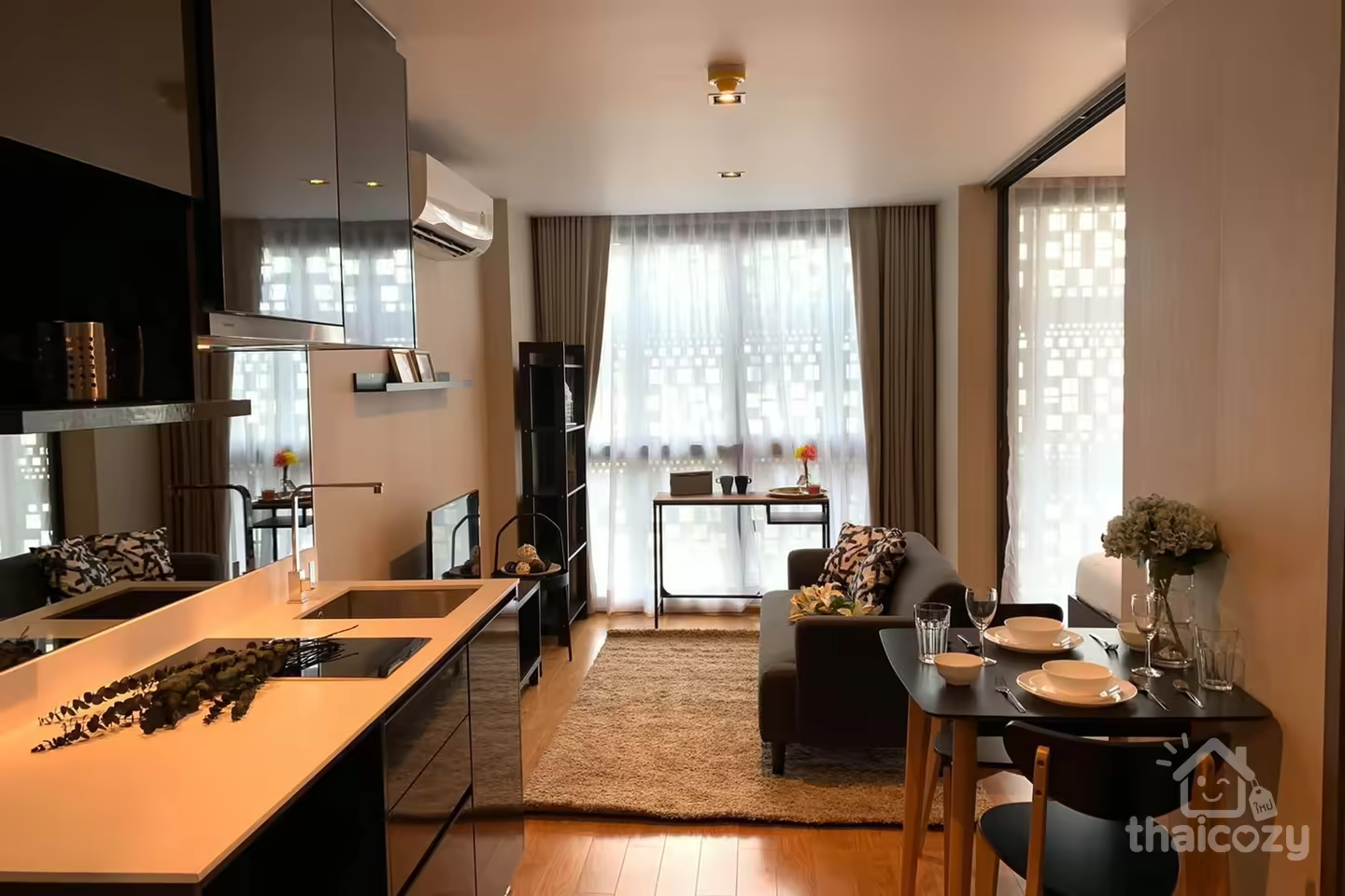 Altitude Samyan-Silom, Condo near MRT Samyan and Chula photo 1