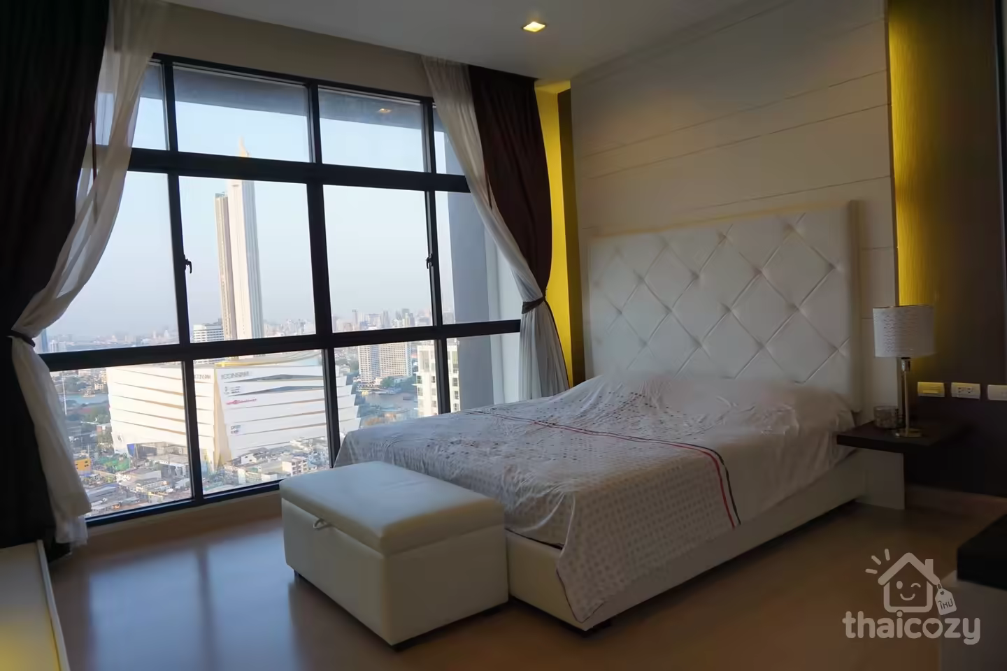 Lifestyle condo+river view/easy travel photo 2
