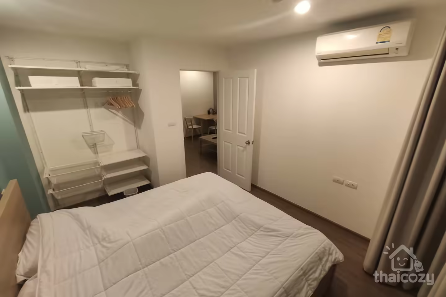 One bedroom unit comes in size 30 Sq.m. on the 14 th floor photo 2