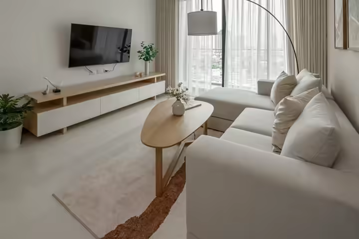 Luxury design condominium Chao Phraya River view, close to BTS Khlong San station, just 0 meters.