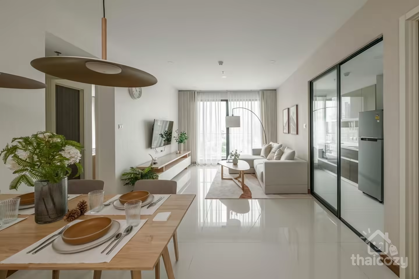 Luxury design condominium Chao Phraya River view, close to BTS Khlong San station, just 0 meters. photo 2