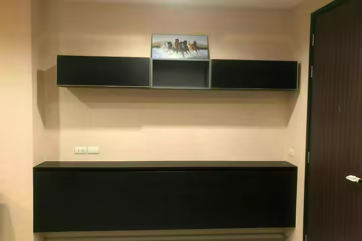 Great condominium near BTS PhraKhanong, easy access condo