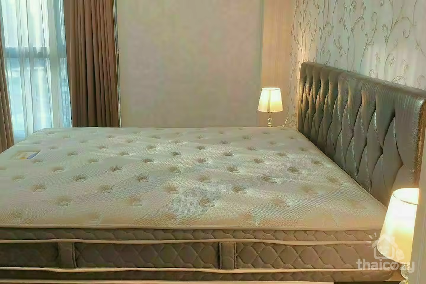 Great condominium near BTS PhraKhanong, easy access condo photo 2