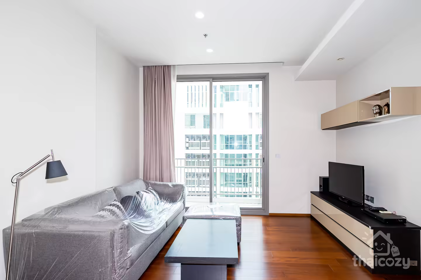 Great spot condo with shuttle service photo 1