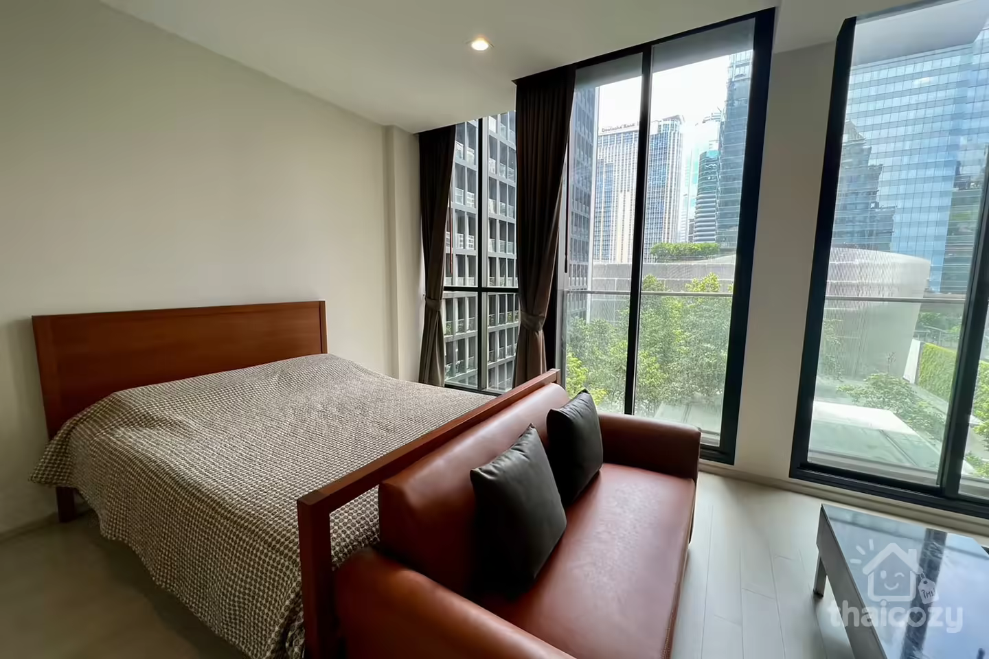 Ultra luxury, 1 step to BTS Ploen Chit photo 2