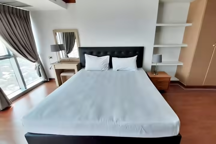 Luxury huge room near Emporium, Thonglor