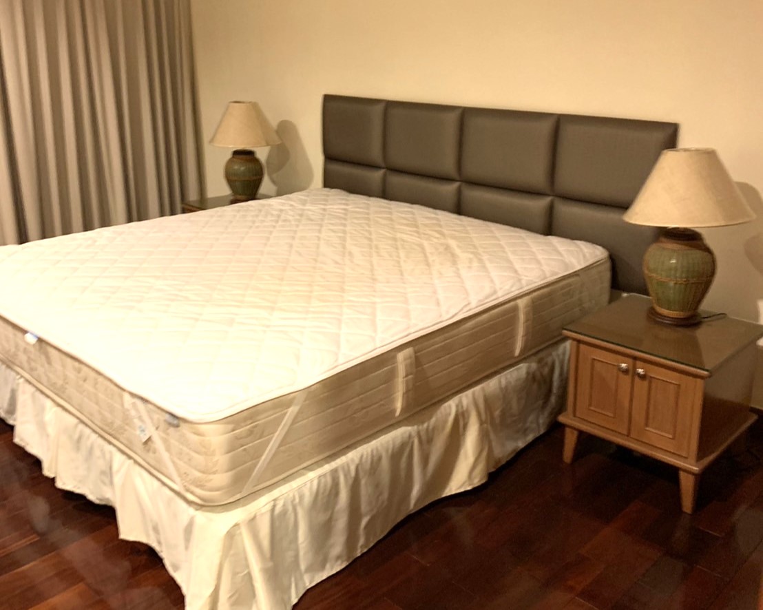 Baan Ploenchit, The tranquil condominium Full facilities, large rooms, Ploenchit area photo 1