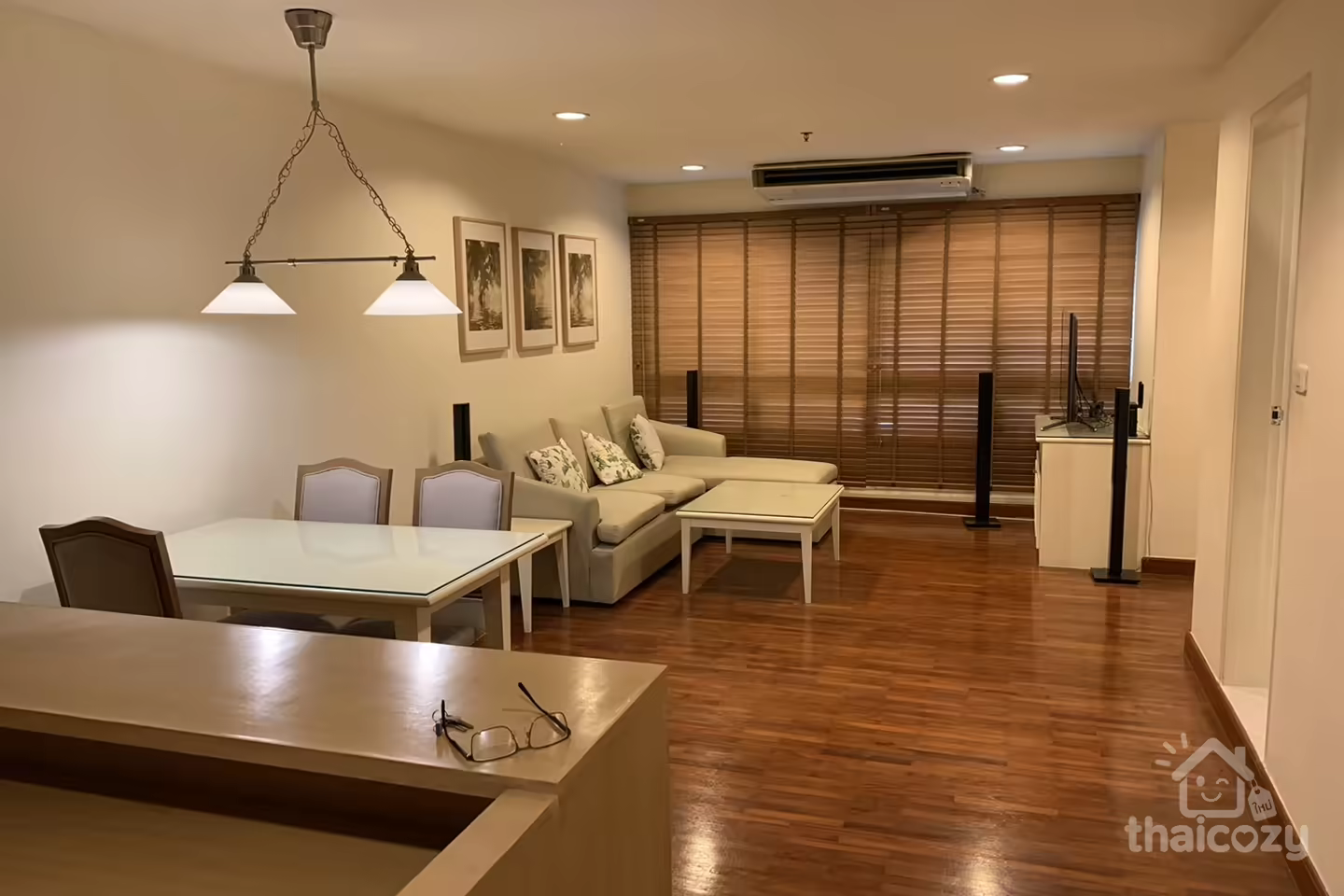 Baan Ploenchit, The tranquil condominium Full facilities, large rooms, Ploenchit area photo 2