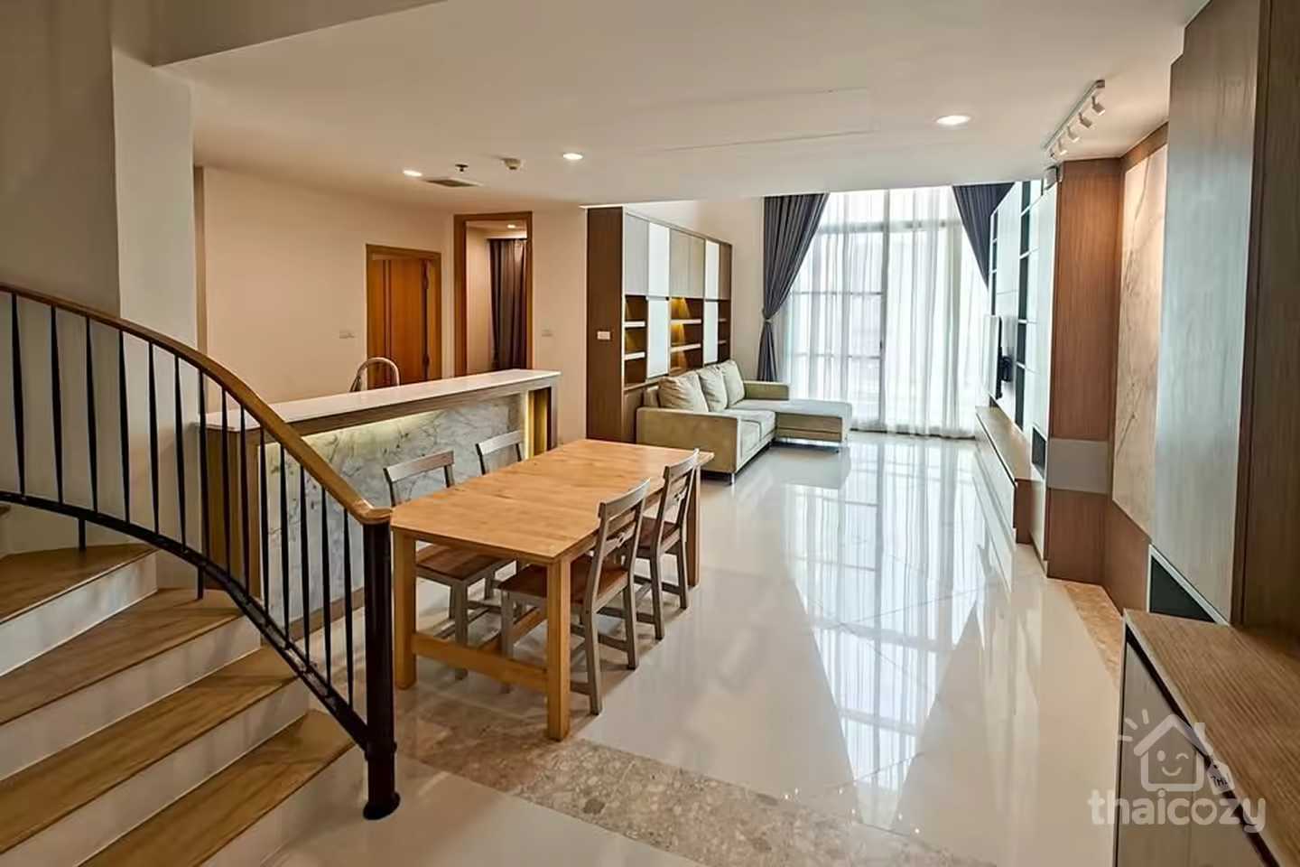 ให้เช่า ดิ เอ็มโพริโอ เพลส 3 ห้องนอน 115 ตร.ม. photo 1