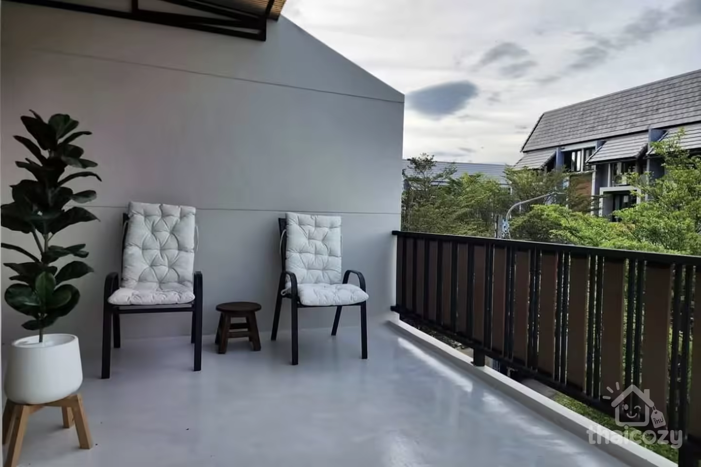 บ้านเดี่ยว 4 ชั้นหรู สุขุมวิท 77 photo 2