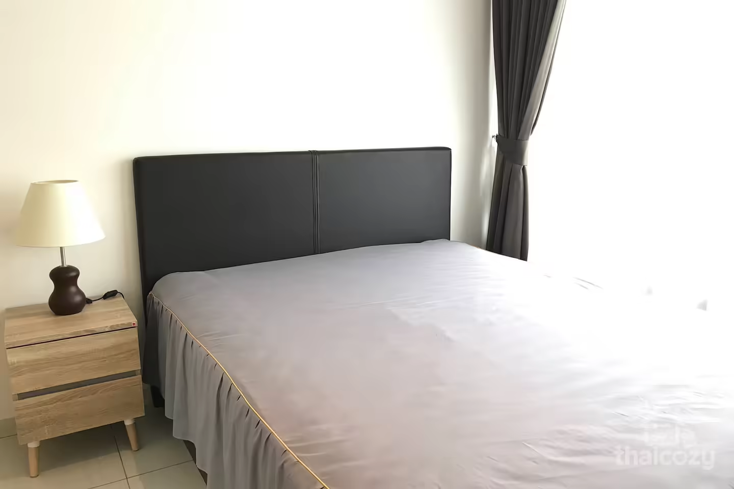 ให้เช่า The Lofts Ekkamai ชั้น 13 60 ตร.ม. photo 1