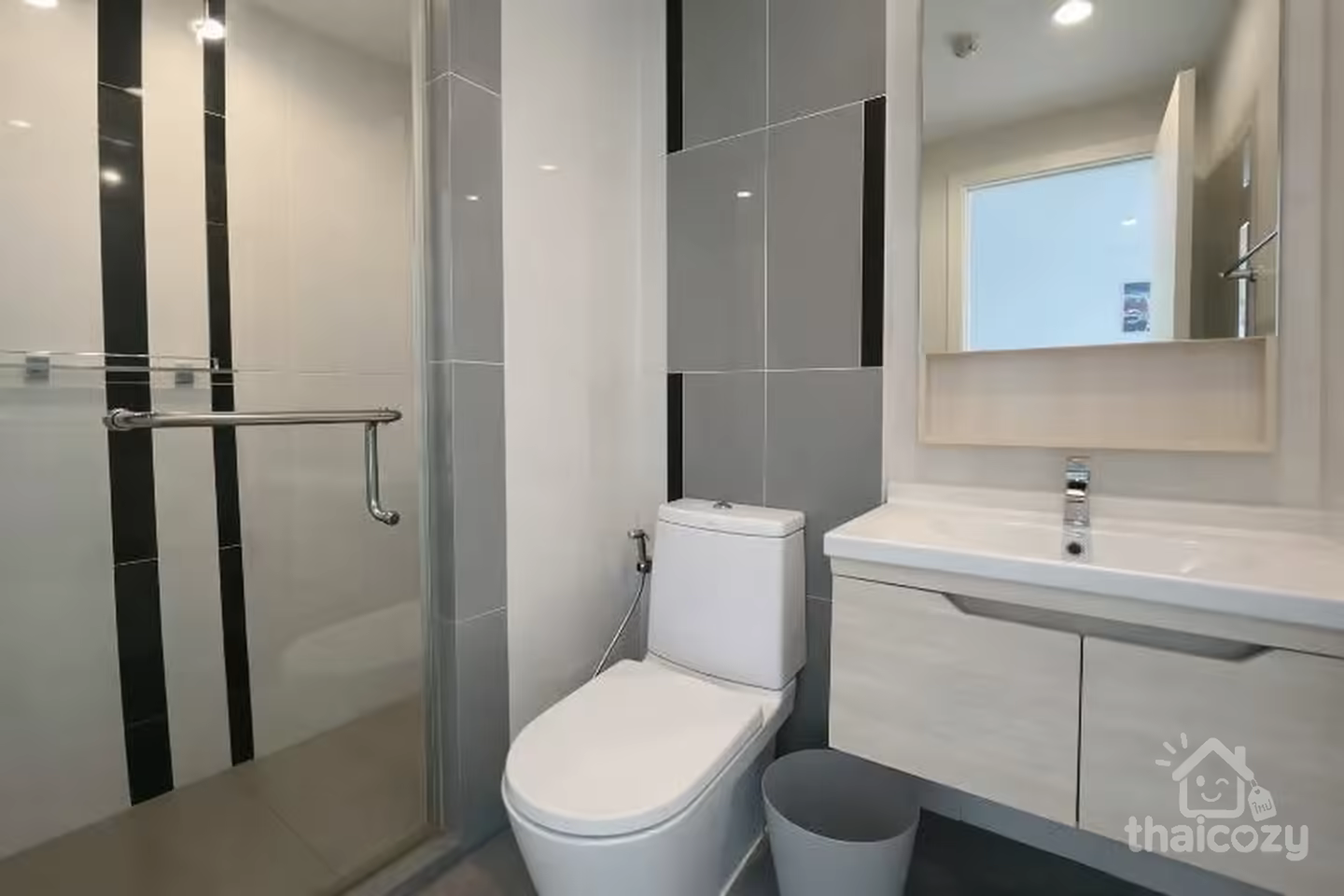 อาร์เทมิส สุขุมวิท 77 ห้องสูง 2 ห้องนอน photo 2