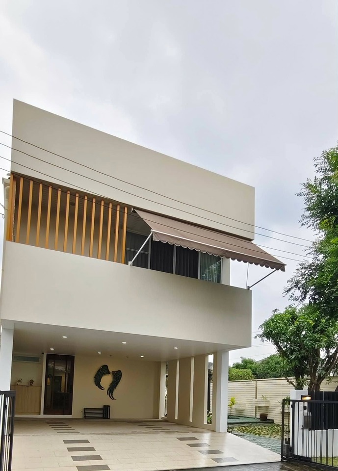 บ้านเดี่ยว 4 ห้องนอน Courtyard Villa ห้วยขวาง