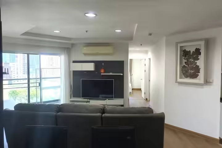 Belle Grand Rama 9, 101 m2, 2 chambres
