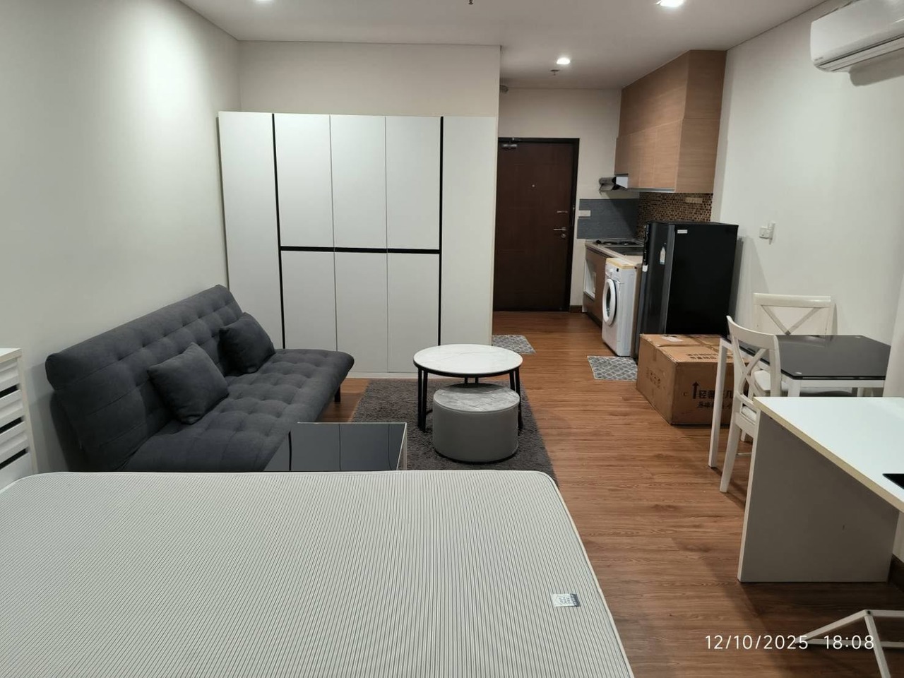 Le Luk Condo 37 sqm 11th Floor Near BTS
