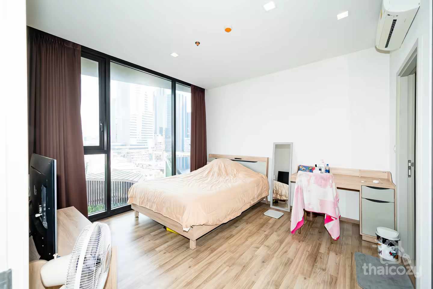 เดอะไลน์ จตุจักร-หมอชิต ห้องมุม 3 ห้องนอน วิวสวย photo 2