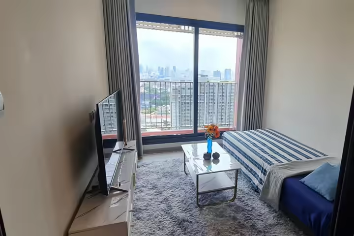 Life Asoke Hype 一卧加户型，空间宽敞，可住3人