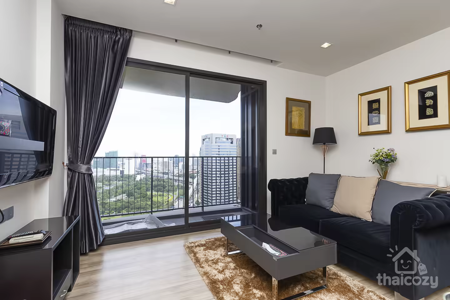 Breathtaking Jatujak park view on 35th floor, near JJ green market and BTS,MRT photo 1