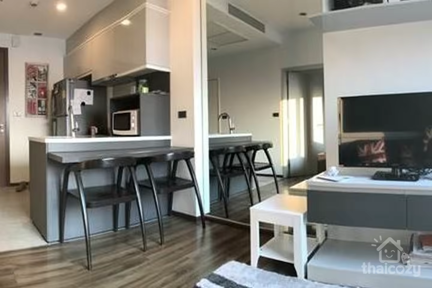 Luxury live near BTS Thonglor/inter-schools photo 2