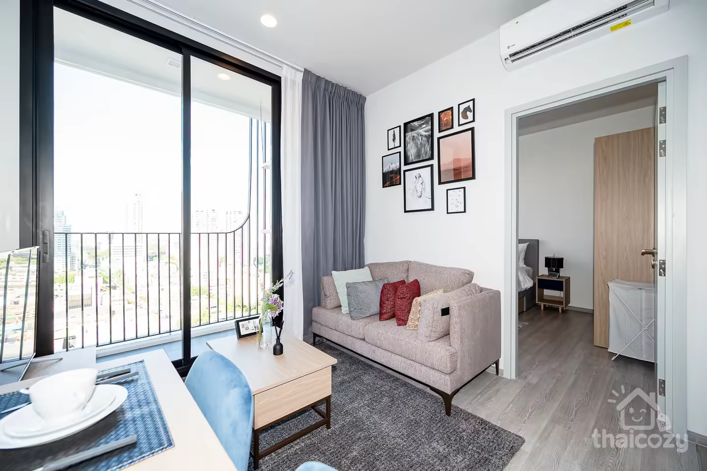 XT Ekkamai, condo meublé avec piscine sur le toit photo 1