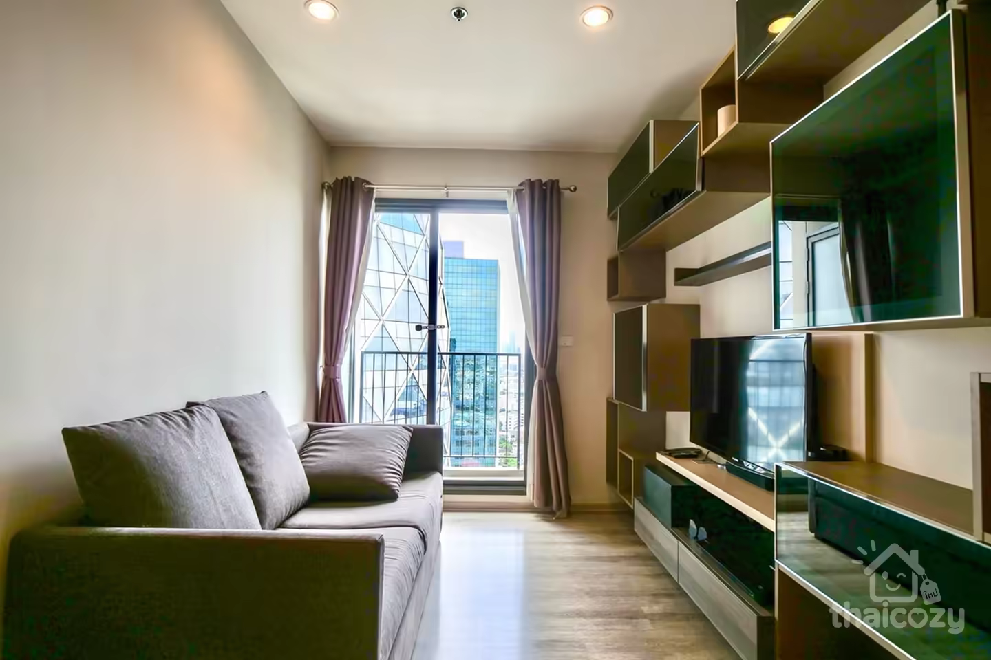 Centric Ari Station is perfectly positioned in tranquil area and near BTS Ari only 350 metre photo 2