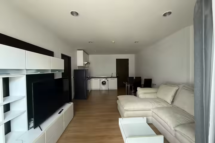 The Address Sukhumvit 42, bel appartement près BTS Ekamai