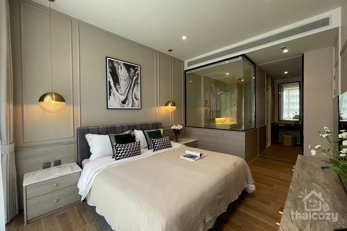 Muniq Langsuan, роскошный кондоминиум на Sarasin Road photo 2