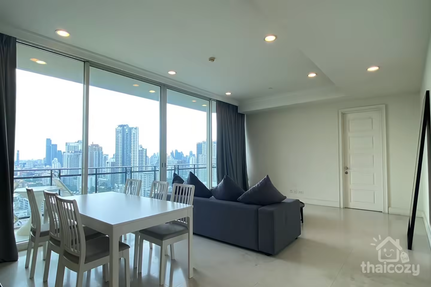 Royce Private Residences、高級2ベッドルーム、入居可能 photo 2