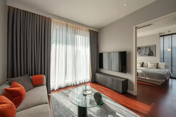 Life mid Thonglor with city view lounge