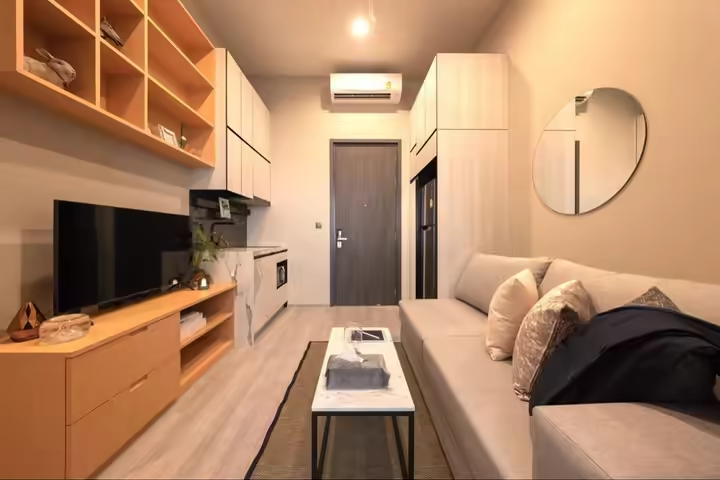 Condo 250m to BTS Punnawithi