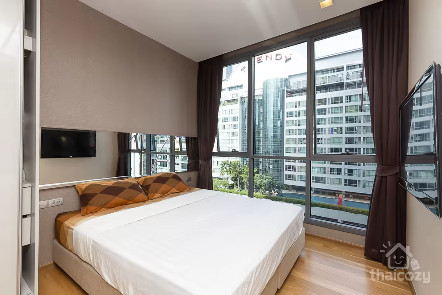 Hyde Sukhumvit 13 is a luxury condominium in the heart of Sukhumvit districts photo 2