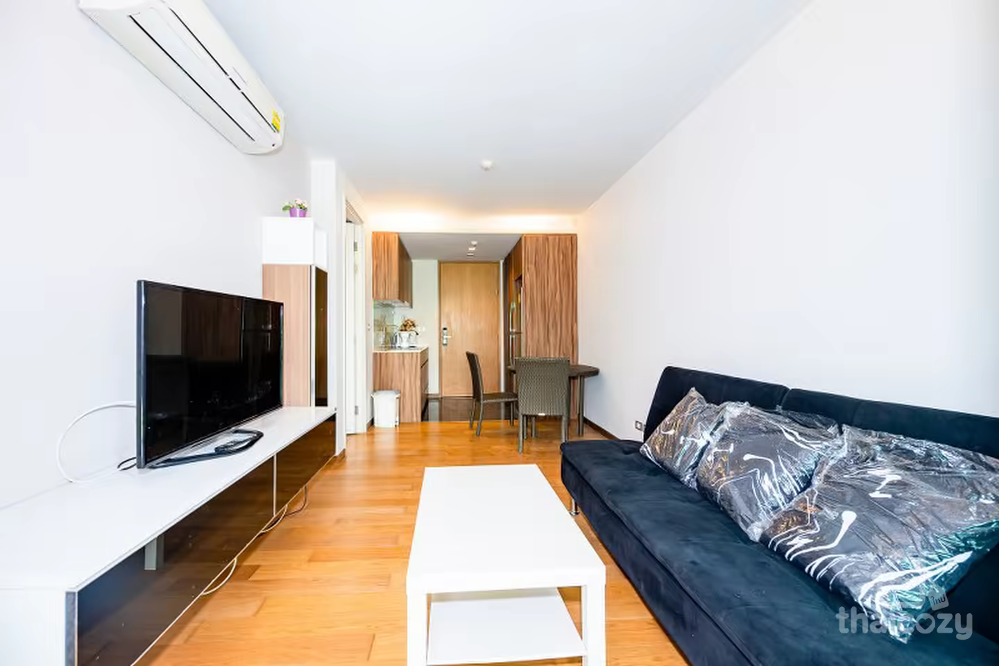 Via 31, the low-rise condominium by Sansiri. Exceptional location on Sukhumvit 31 road photo 1